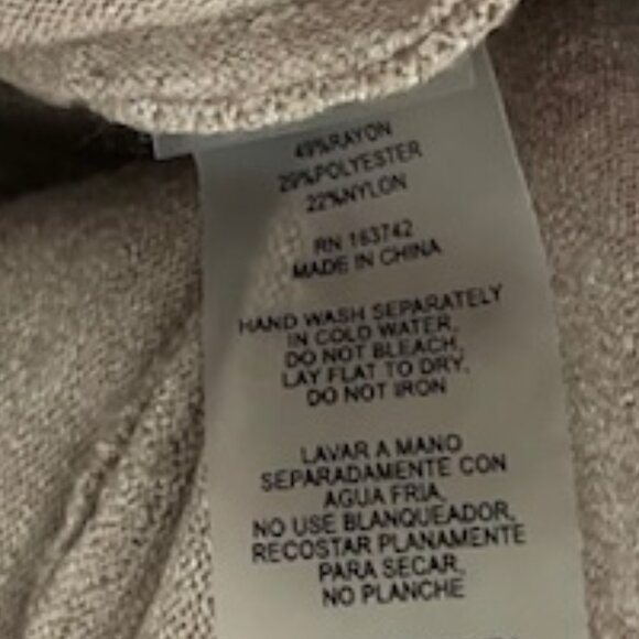 Aaeda 1x Mauve Floral Applique Dolman Sleeve Sweater NEW WITH TAGS - Picture 6 of 6